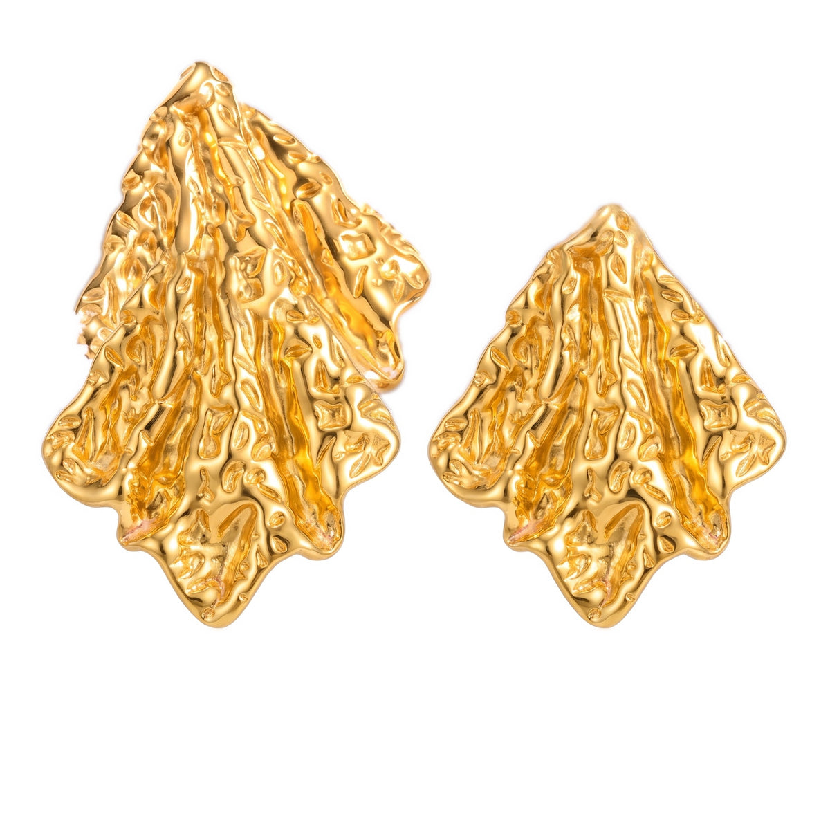 Lelice Artisan Ripple Studs in gold on a white background