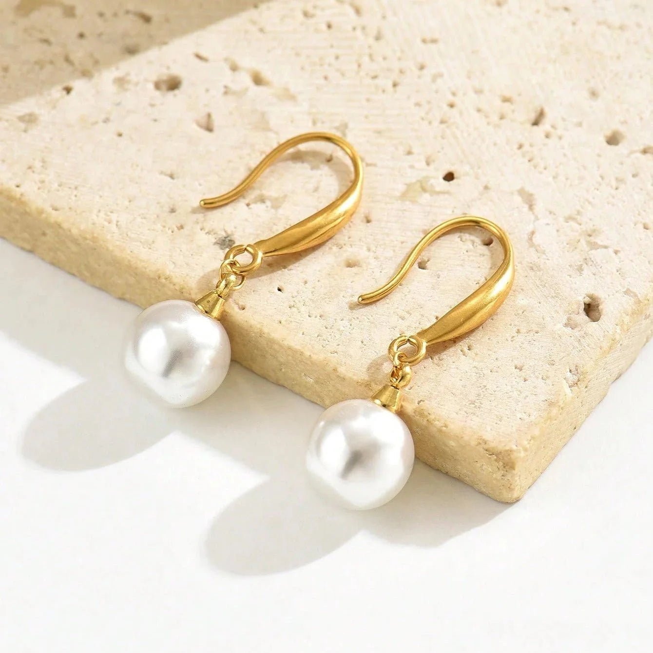 Clémence Pearl Earrings - Lelice Jewelry