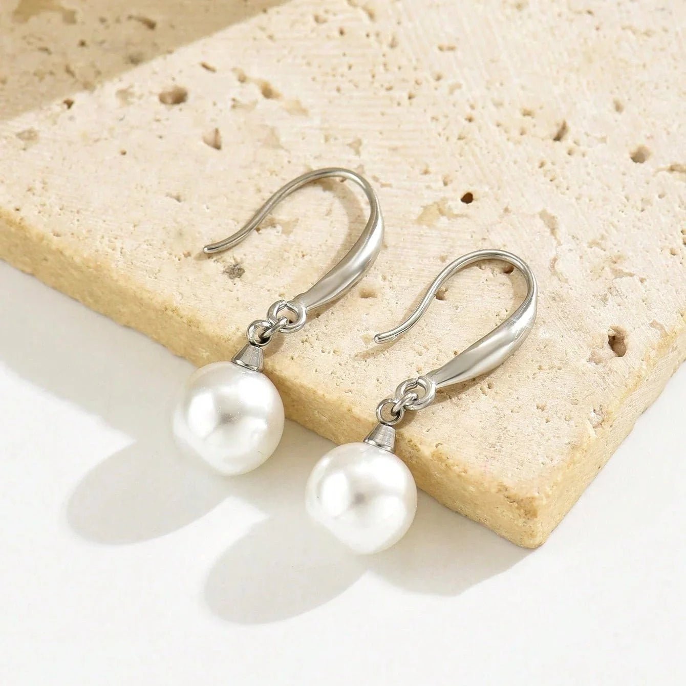 Clémence Pearl Earrings - Lelice Jewelry