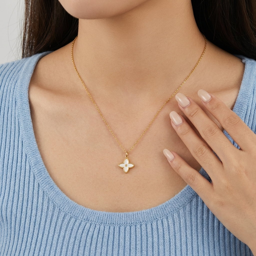 Juliet Gold Necklace