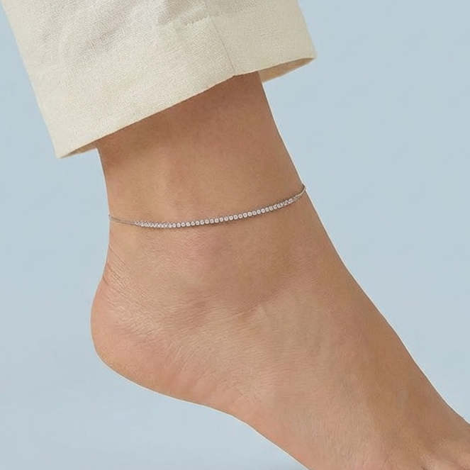Solène Glow Anklet