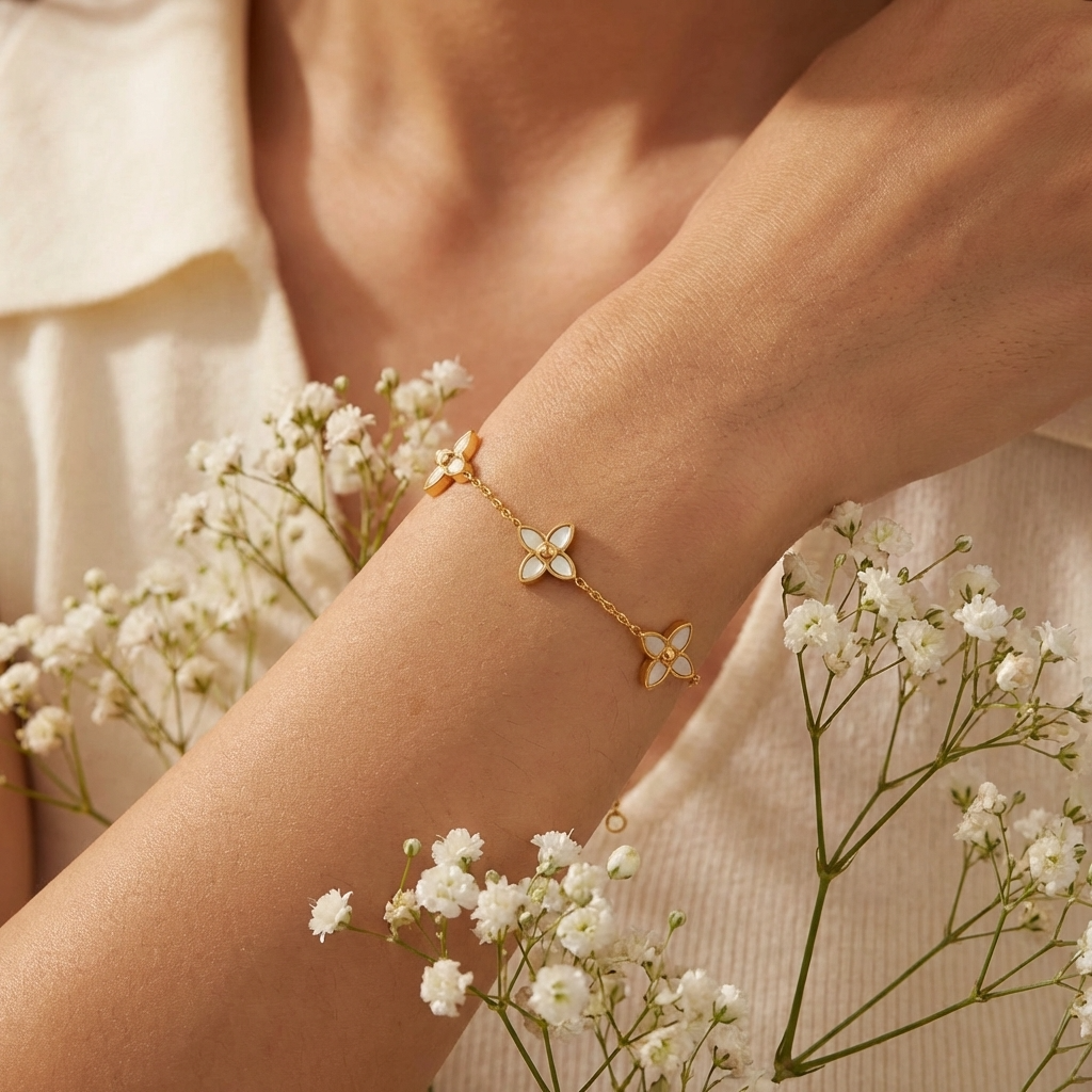 Ella Clover Bracelet