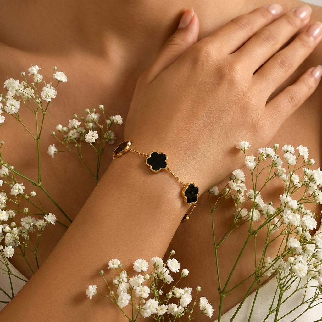 Emmy Clover Bracelet