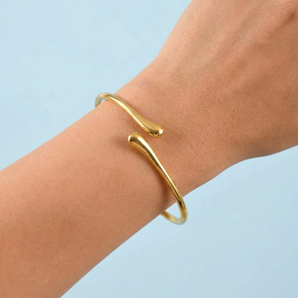 Sloane Gold Cuff