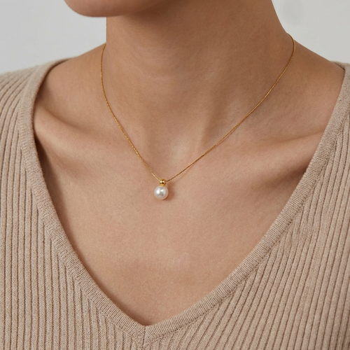 Cora Pearl Drop Necklace