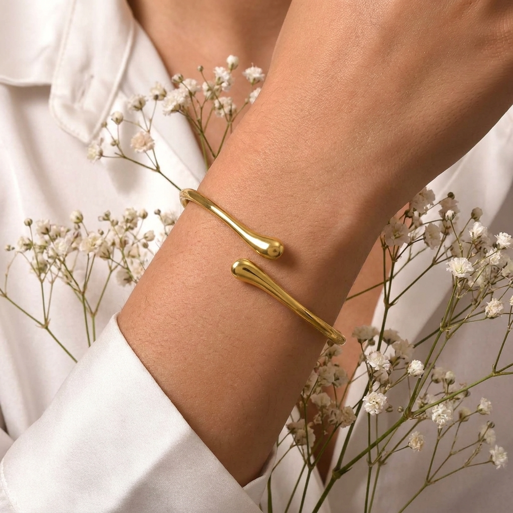 Sloane Gold Cuff