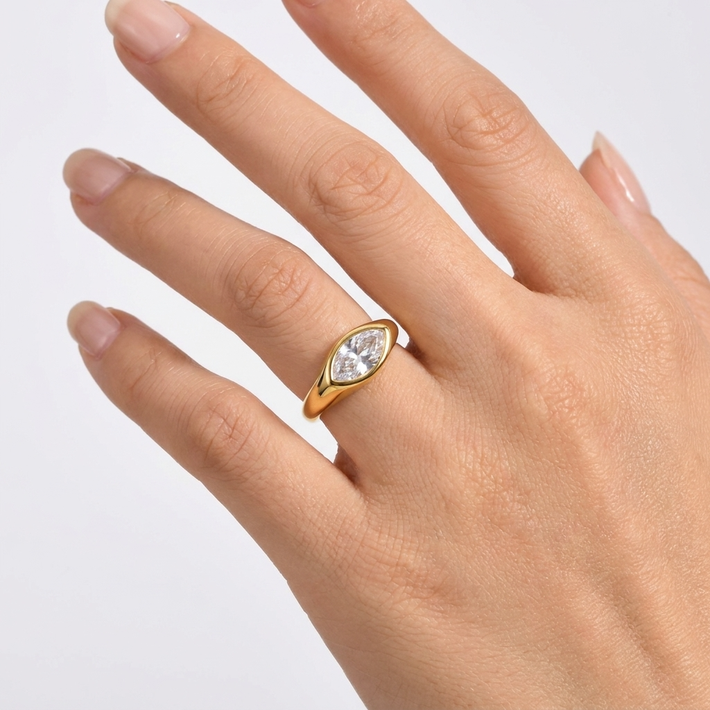Iris Gold Ring