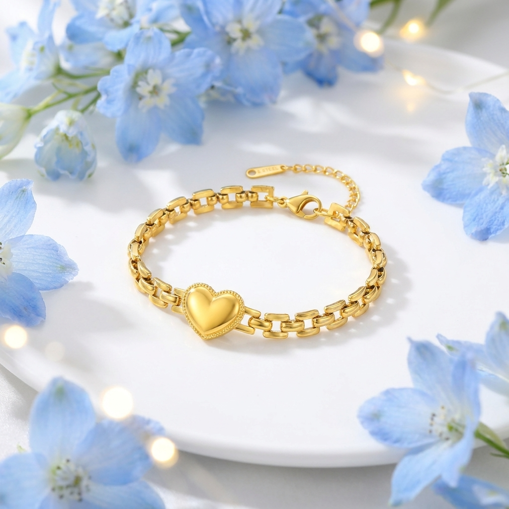 Amour Link Bracelet