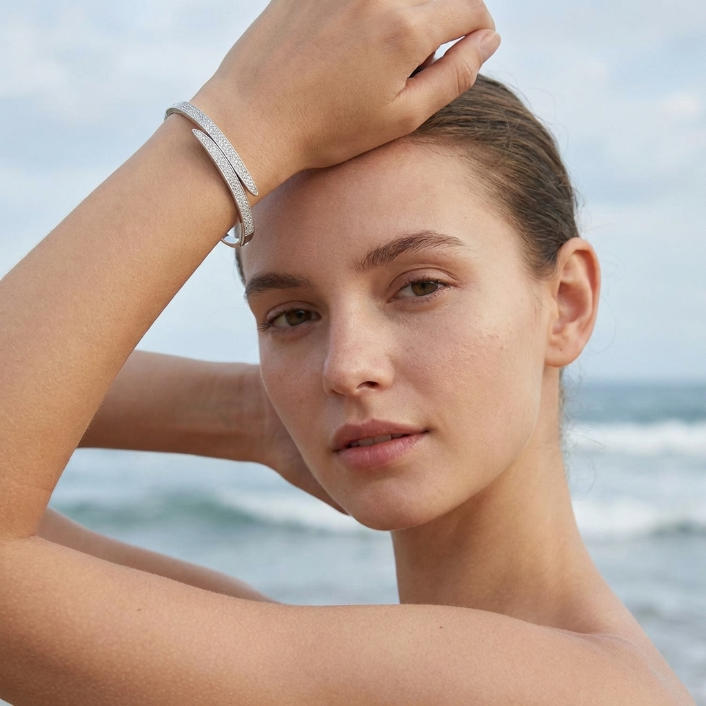 Astrid Silver Bangle