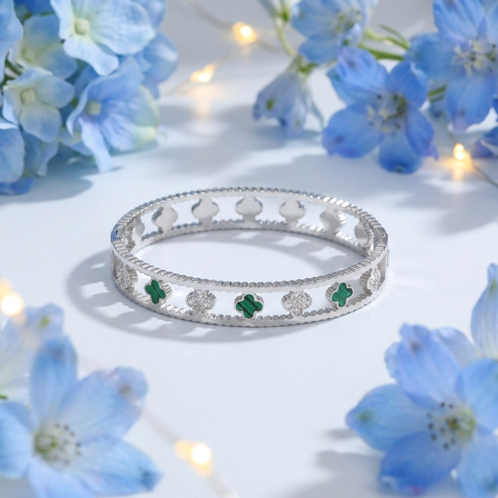 Dublin Quatrefoil Silver Bangle