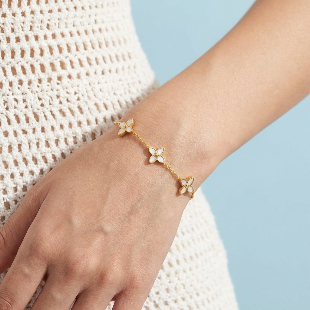 Ella Clover Bracelet