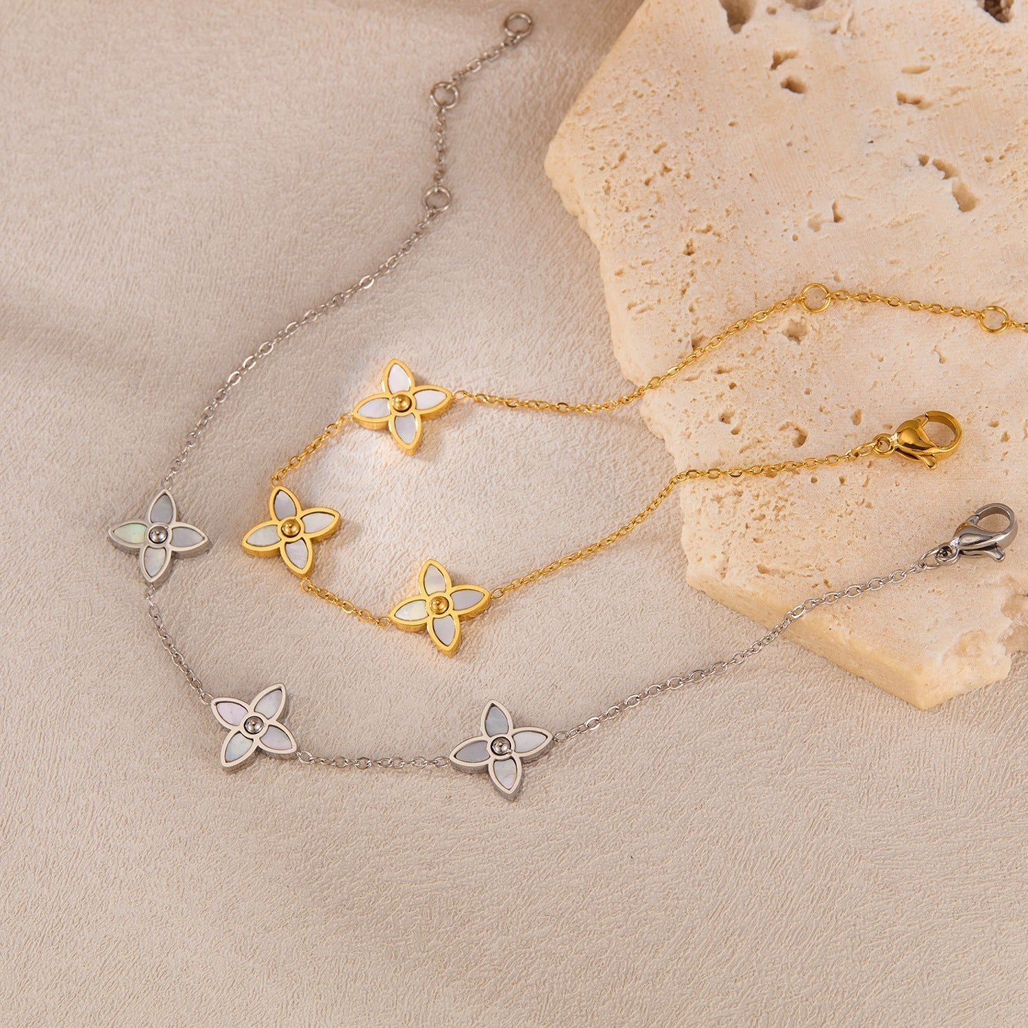 Ella Clover Bracelet - Lelice Jewelry