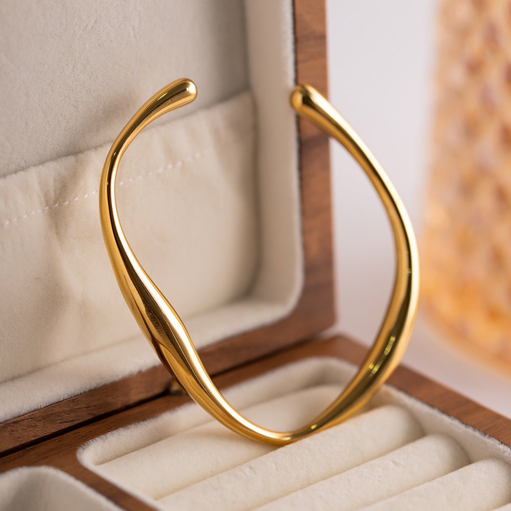 Juliette Gold Bangle - Lelice Jewelry